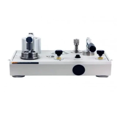 Fluke Calibration P3000 Pneumatic Deadweight Testers